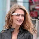 Google si catapulta nel futuro con i suoi occhiali-smartphone