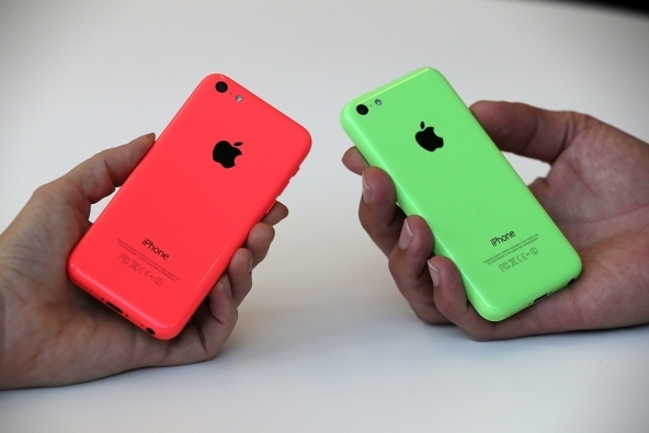 iphone 5C vs Iphone5S, le donne preferiscono 5C.