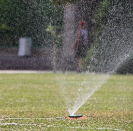 Smartphone: se &egrave; scarico dagli da bere