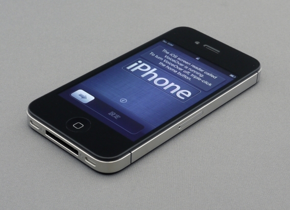 iPhone 6 in arrivo entro la seconda met&agrave; del 2014.