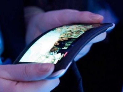 Nuovo iPhone 6, scanner Eye ID e schermo curvo