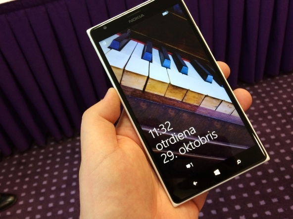 Nokia Lumia 1520 e Lumia 630 con Vodafone