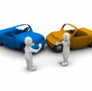 Assicurazioni auto in calo