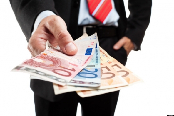 Come ottenere un prestito senza busta paga? Requisiti per richiedere un prestito